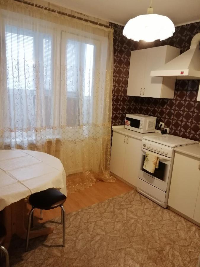 キエフПатриарха Скрипника 7,Жд Вокзал, Ультрамаринアパートメント エクステリア 写真